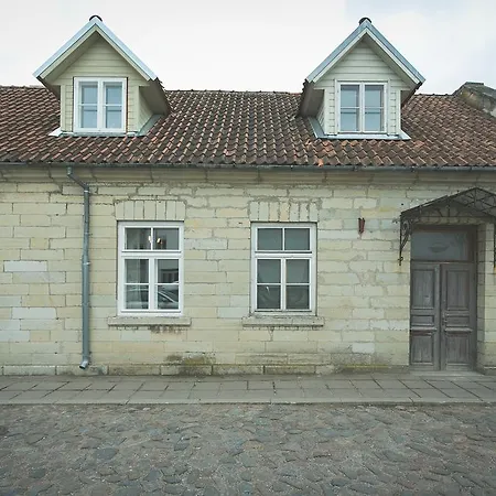 公寓 阿林娜格斯特公寓 *