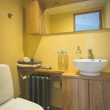 Arina Guest Apartment