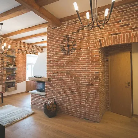 Arina Guest Apartment