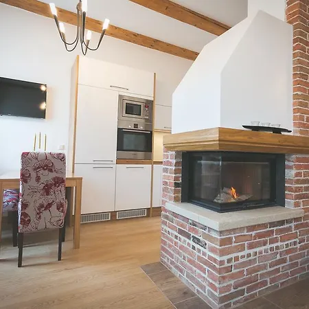 阿林娜格斯特公寓 库雷萨雷